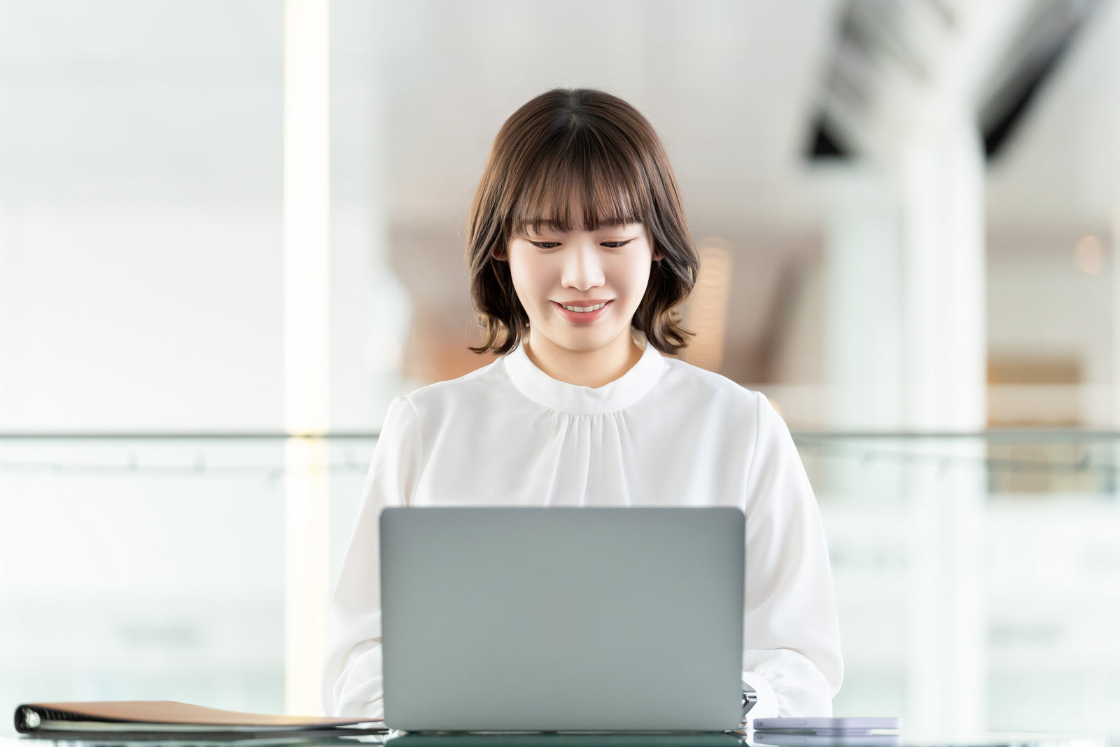 「借りる前に知りたい」を、先回りして解決。